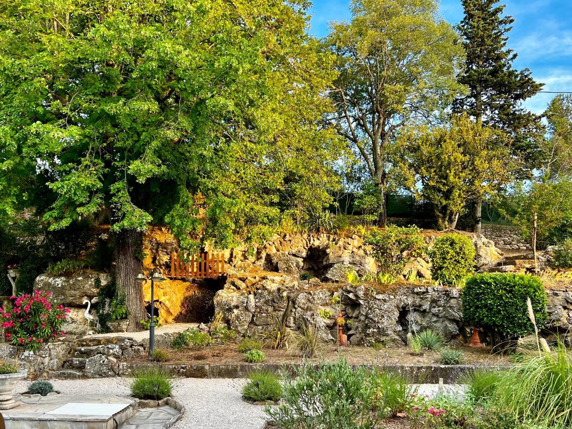 Villa Suzanne - Lambesc Centre エクステリア 写真